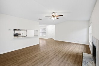 7547 Oriental Trail in San Antonio, TX - Building Photo - Building Photo