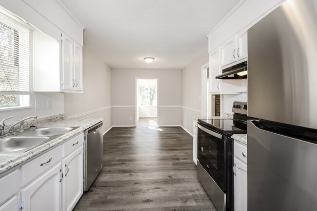 1621 Sonia Dr in Birmingham, AL - Building Photo - Building Photo