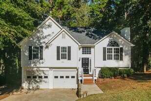 311 Madeline Way in Temple, GA - Building Photo