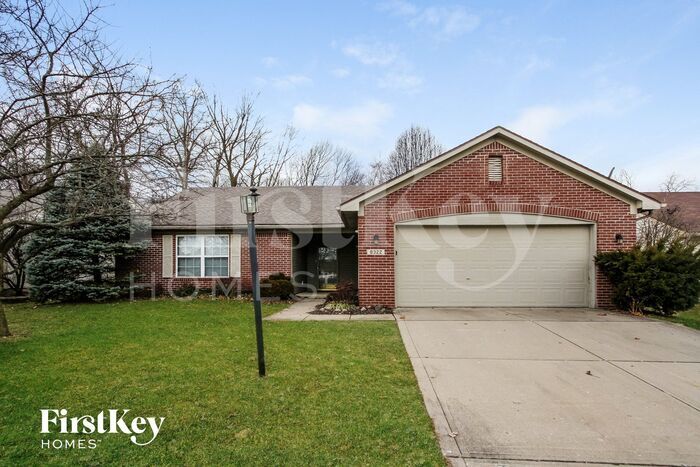 8322 Southern Springs Dr in Indianapolis, IN - Building Photo