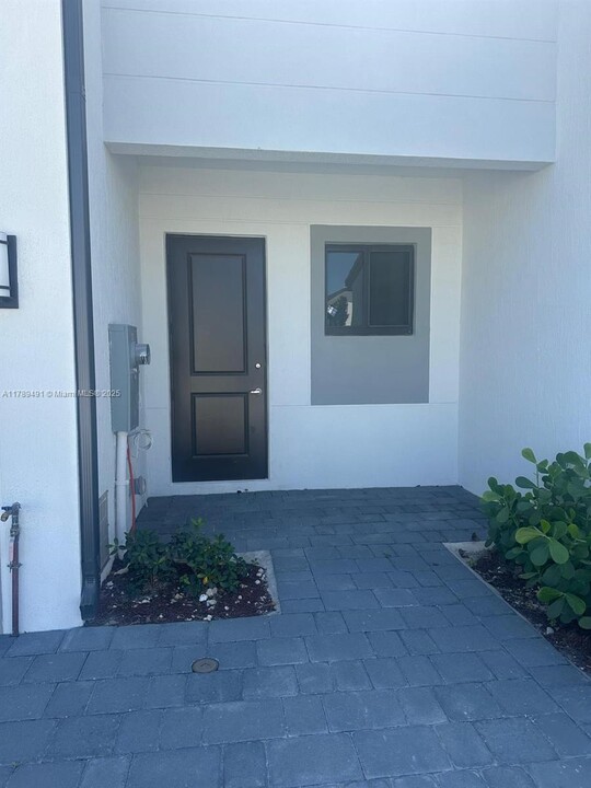 19106 345th Ter in Homestead, FL - Building Photo