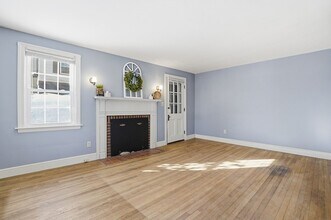 12 Cardinal Rd in Worcester, MA - Building Photo - Building Photo