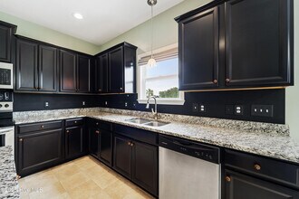 283 SW Plantation Dr in Maple Hill, NC - Building Photo - Building Photo
