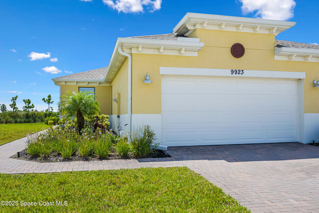 9923 Alister Dr in Melbourne, FL - Building Photo - Building Photo