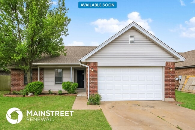 property at 6104 SE 84th St