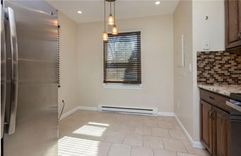 15-17 Boughton St in Danbury, CT - Building Photo - Building Photo
