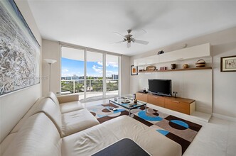 2831 N Ocean Blvd in Fort Lauderdale, FL - Foto de edificio - Building Photo