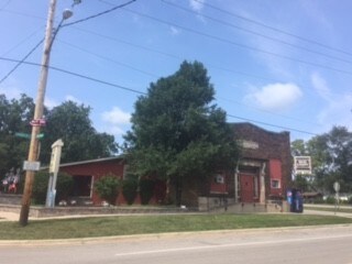 201 S Church St in Millington, IL - Foto de edificio