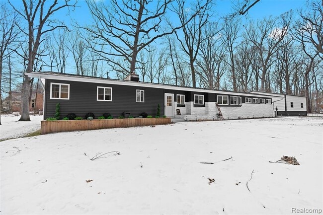property at 2566 Harrington Rd