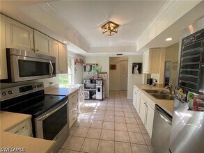 5121 Teak Wood Dr in Naples, FL - Building Photo - Building Photo