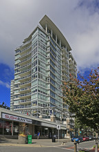 Miramar Village B in White Rock, BC - Building Photo - Building Photo