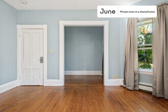 Private bedroom in 4 bed/2 bath Home in Boston, MA - Building Photo - Building Photo