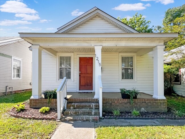 property at 1215 N 38th St