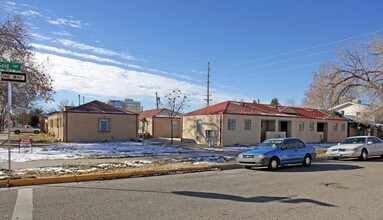 401 14th St SW in Albuquerque, NM - Foto de edificio - Building Photo