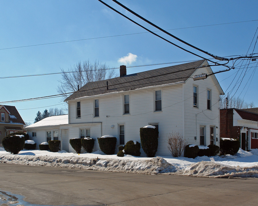 1301 W 9th St in Lorain, OH - Building Photo