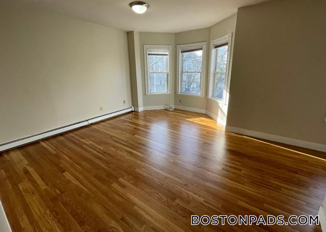 property at 164 Putnam Ave