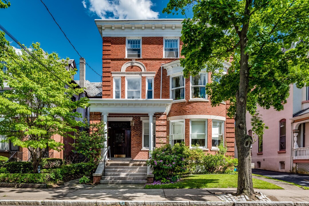 218 S Franklin St-Unit -2nd Floor in Wilkes-Barre, PA - Building Photo