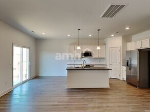 201 Marin Dr in Hendersonville, TN - Building Photo - Building Photo