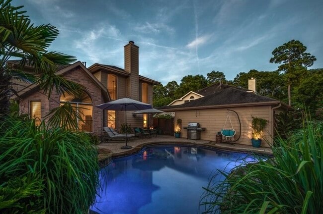 property at 3215 Canna Lily Ct