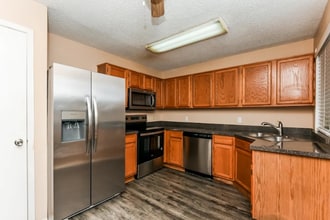 3801 Waxwing Cir S in Fort Worth, TX - Building Photo - Building Photo