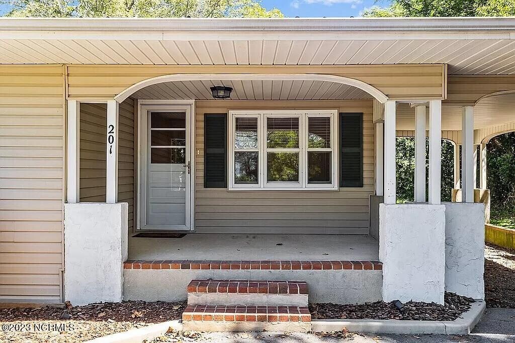 201 E Barrett St Rentals in Carthage, NC