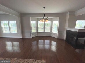 25835 Clairmont Manor Square in Aldie, VA - Building Photo - Building Photo