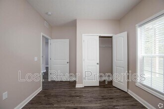 4563 Wal Valley Way in Bowling Green, KY - Building Photo - Building Photo