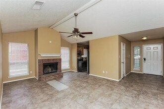 1207 Cardinal Oaks Dr in Mansfield, TX - Building Photo - Building Photo