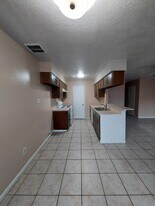 13433 Castilian Dr in Houston, TX - Building Photo