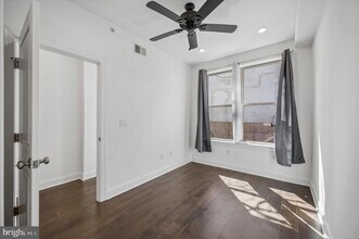 3958 Mt Vernon St in Philadelphia, PA - Building Photo - Building Photo