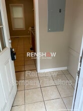 116 N Sampson Ave in Dyersburg, TN - Building Photo - Building Photo
