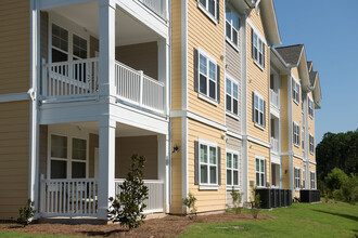 Village at Rice Hope in Port Wentworth, GA - Foto de edificio - Building Photo