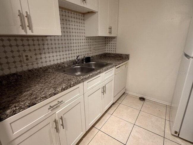 4818 S Semoran Blvd in Orlando, FL - Building Photo - Building Photo