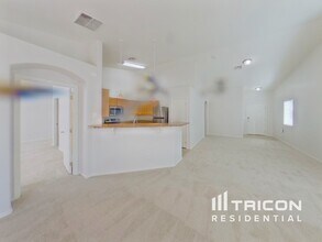6914 S 38th Ln in Phoenix, AZ - Building Photo - Building Photo