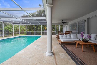 608 1st Key Dr in Fort Lauderdale, FL - Building Photo - Building Photo