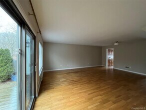 11 Wildwood Rd in Katonah, NY - Building Photo - Building Photo