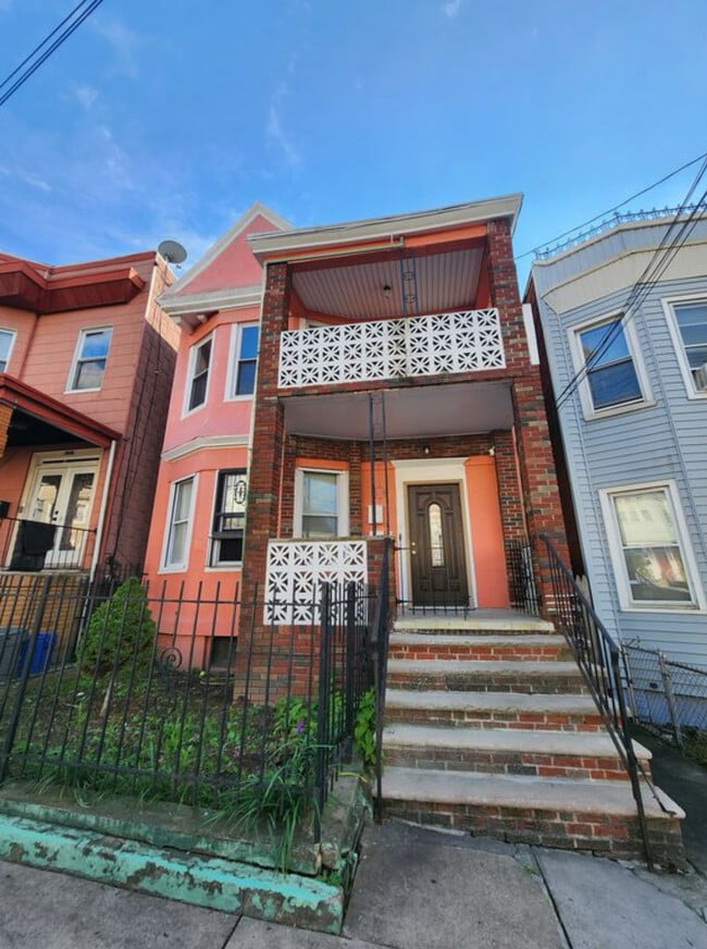 property at 271 Claremont Ave