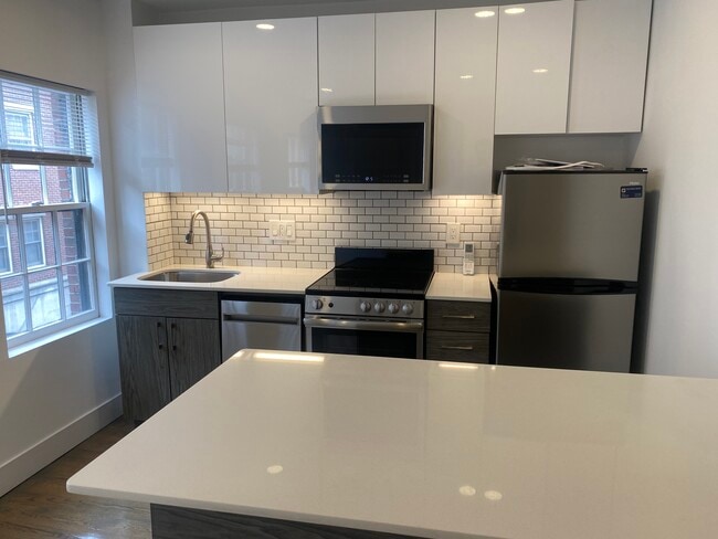 61 Joy St, Unit 3