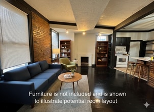 303 Peebles St in Pittsburgh, PA - Foto de edificio - Building Photo