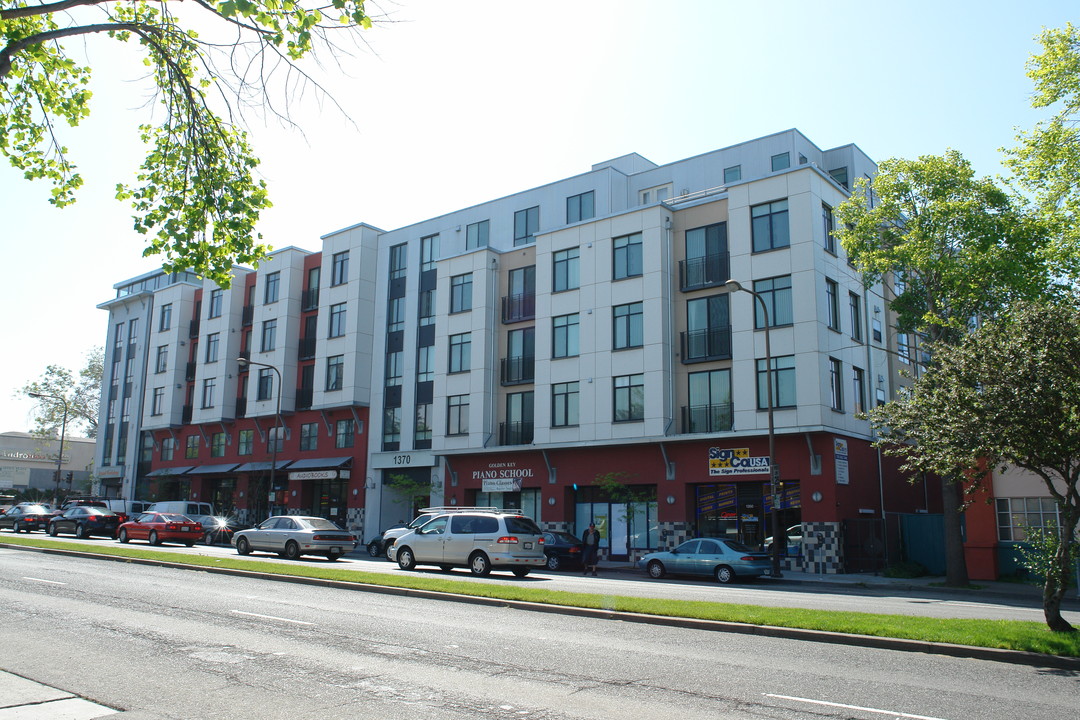 Acton Courtyard in Berkeley, CA - Building Photo