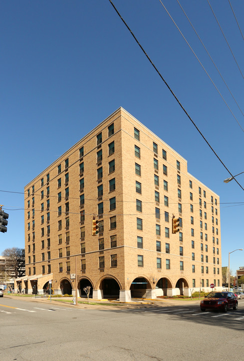 Buffington Towers in Little Rock, AR - Building Photo