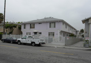 1818 N Kingsley Dr in Los Angeles, CA - Building Photo - Building Photo