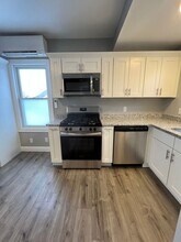 66 Dalton St in Lowell, MA - Building Photo - Building Photo