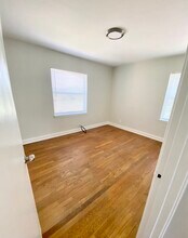 1445 Nightingale Rd, Unit 4 in Louisville, KY - Building Photo - Building Photo