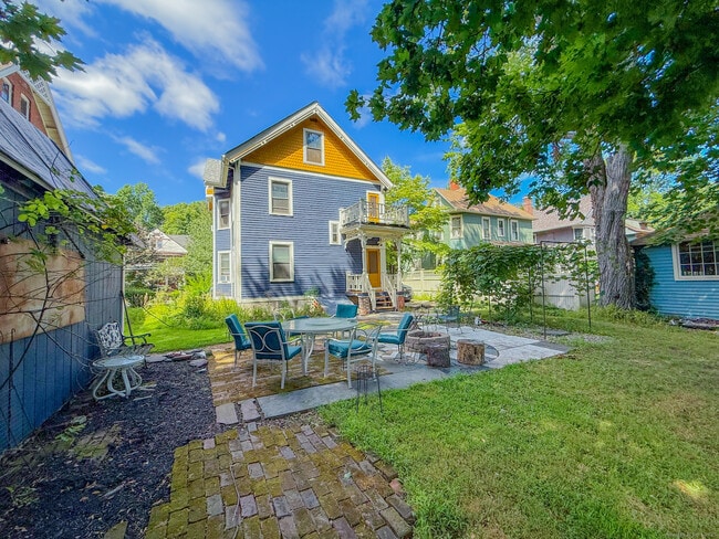 52 Sherman St in Hartford, CT - Building Photo - Building Photo