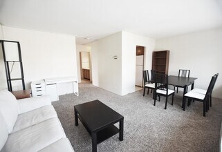 555 E William St, Unit 3i in Ann Arbor, MI - Foto de edificio - Building Photo