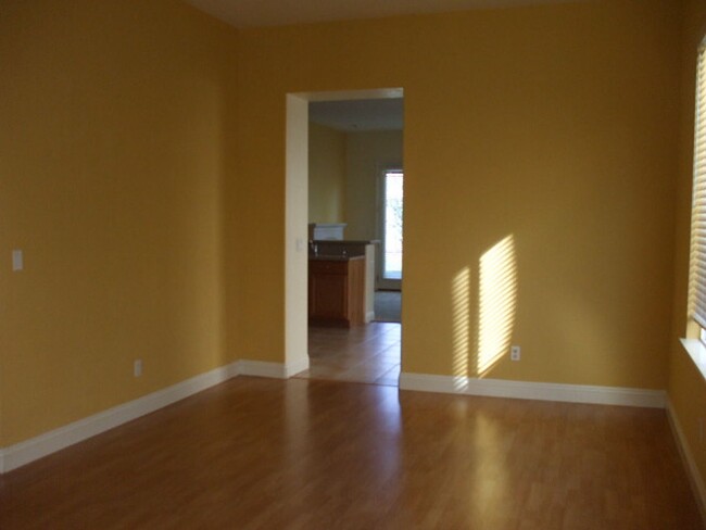 1776 Dunkeld Ln in Folsom, CA - Building Photo - Building Photo
