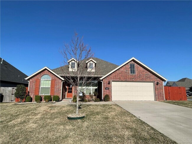 4405 SW Eggersway Pl in Bentonville, AR - Building Photo - Building Photo
