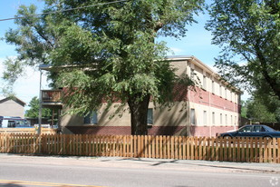 10771 W 38th Ave in Wheat Ridge, CO - Foto de edificio - Building Photo