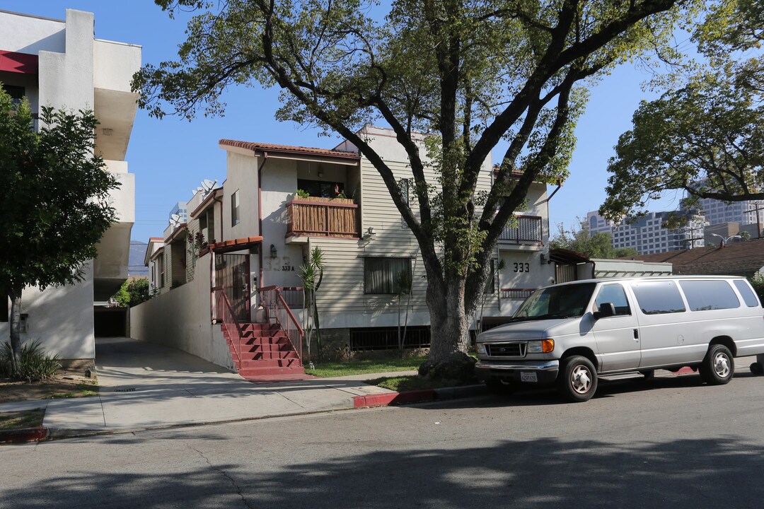 333 Myrtle St in Glendale, CA - Building Photo